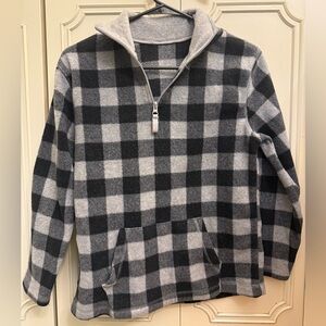 Junior Girls Black and Gray Checkered Soft Flannel Quarter zip Sweater Pocket